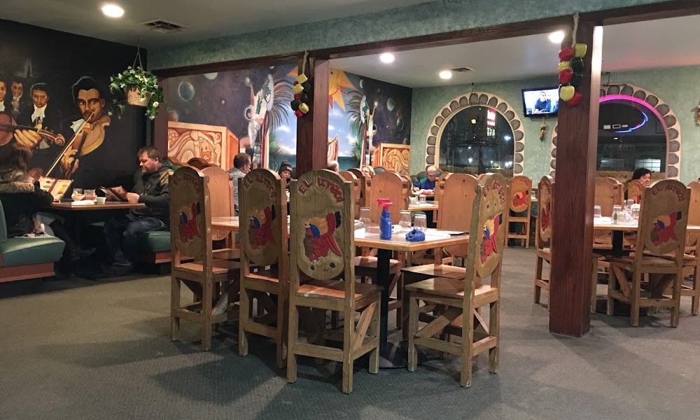 El Azteca Restaurant