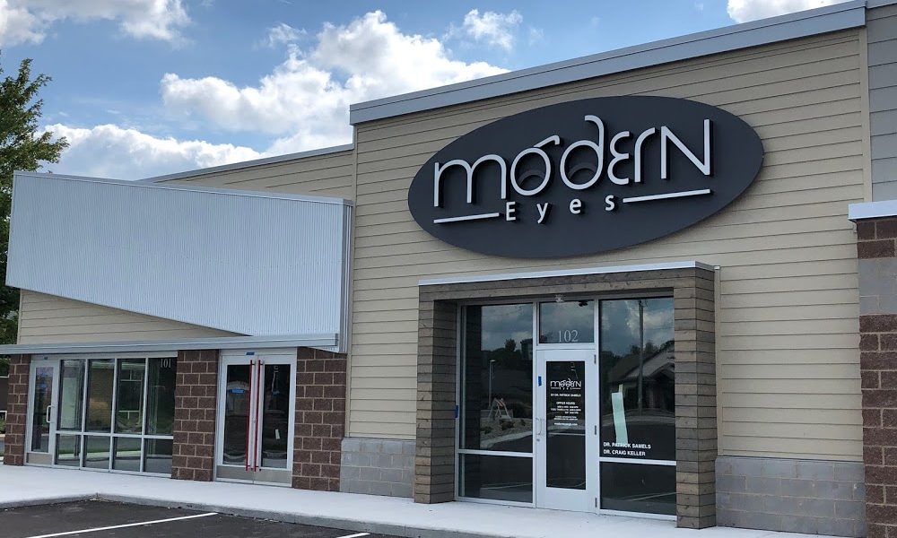 Modern Eyes of Howard